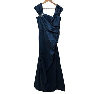 EUC - T by Tadashi Shoji Beautiful Ball Gown - Size 8 - navy